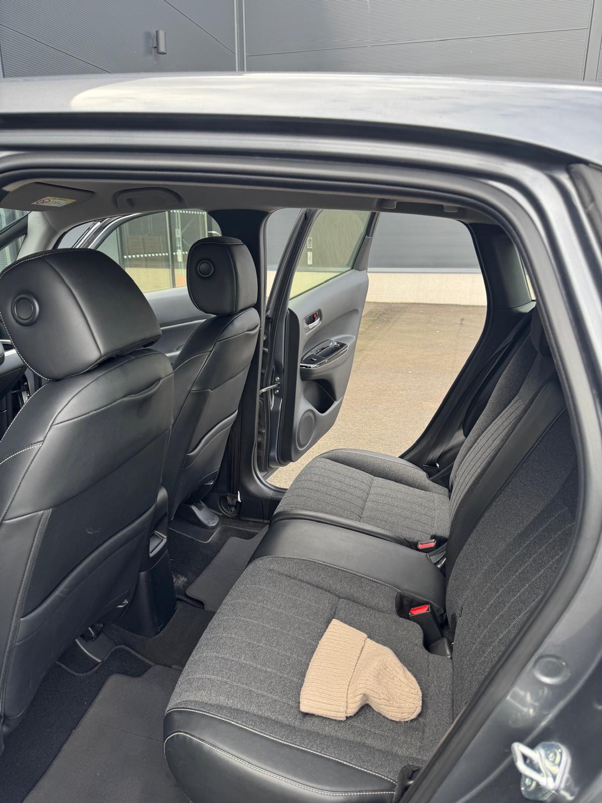 Honda Jazz e:HEV e-CVT, 109hk, 2021