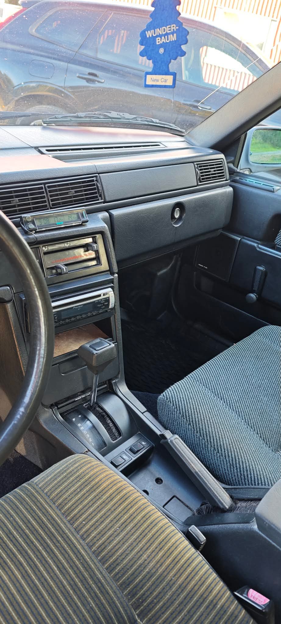Volvo 740 2.3 Automatic, 115hp, 1988