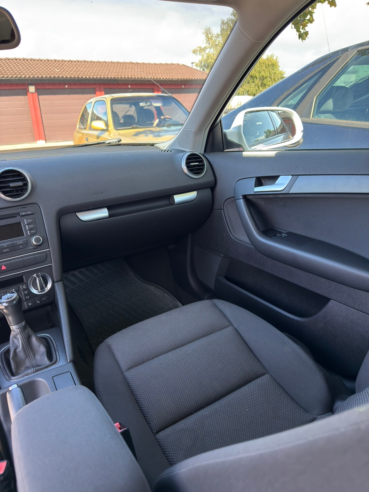 Audi A3 Sportback 1.6 TDI  Manual, 5-trins, 105ps, 2012