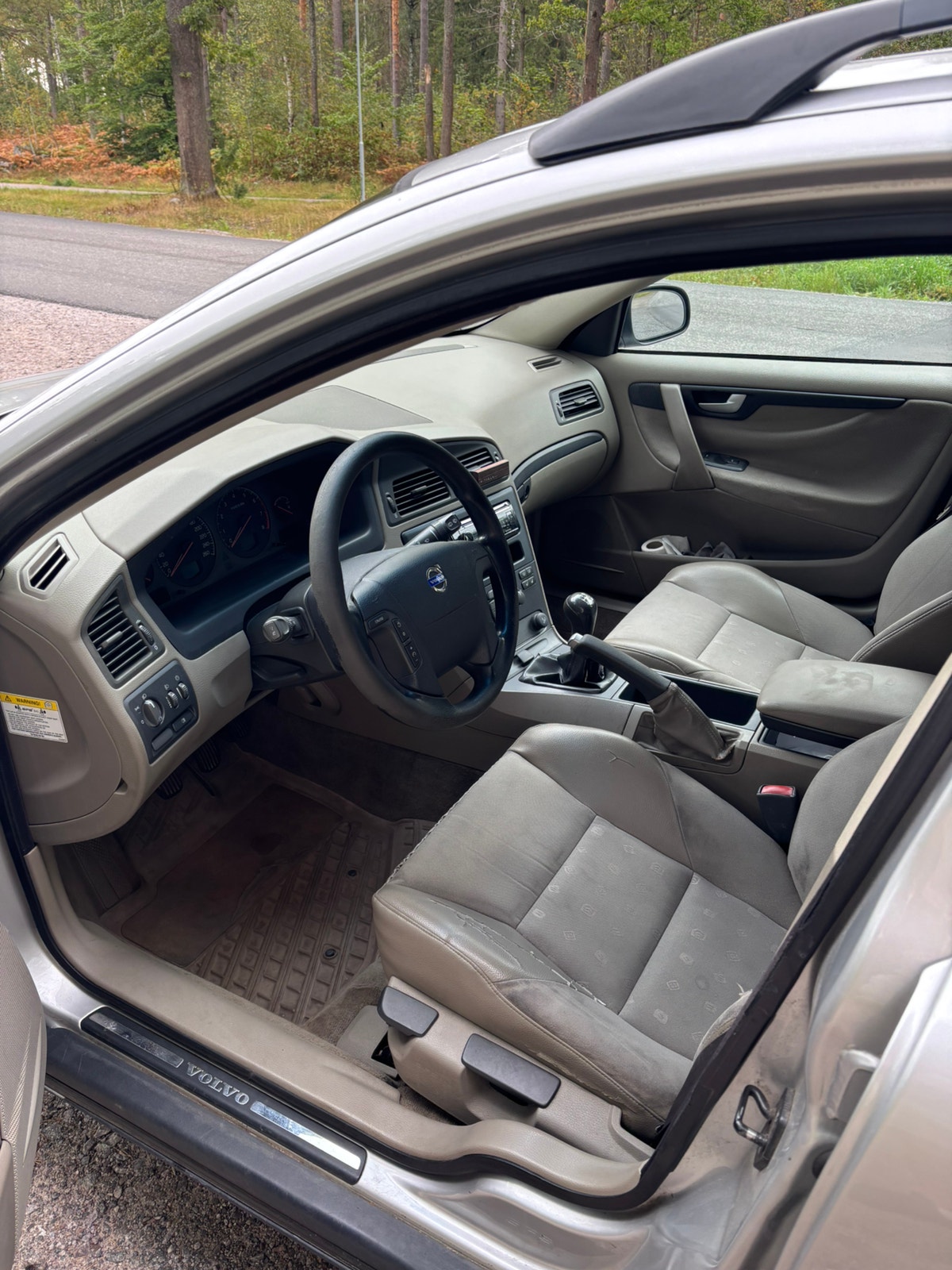 Volvo V70 2.4 Manual, 5-trins, 140ps, 2003