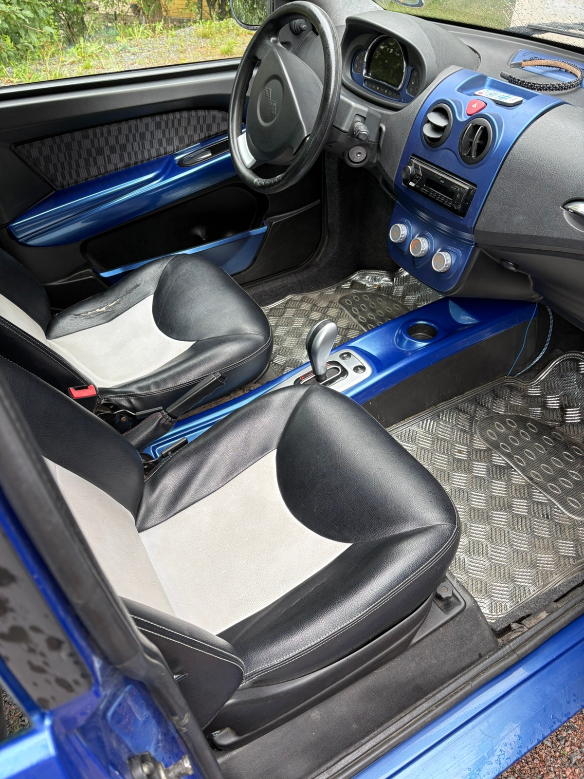 Ligier Ixo 0.4 DCI CVT, 5ps, 2011