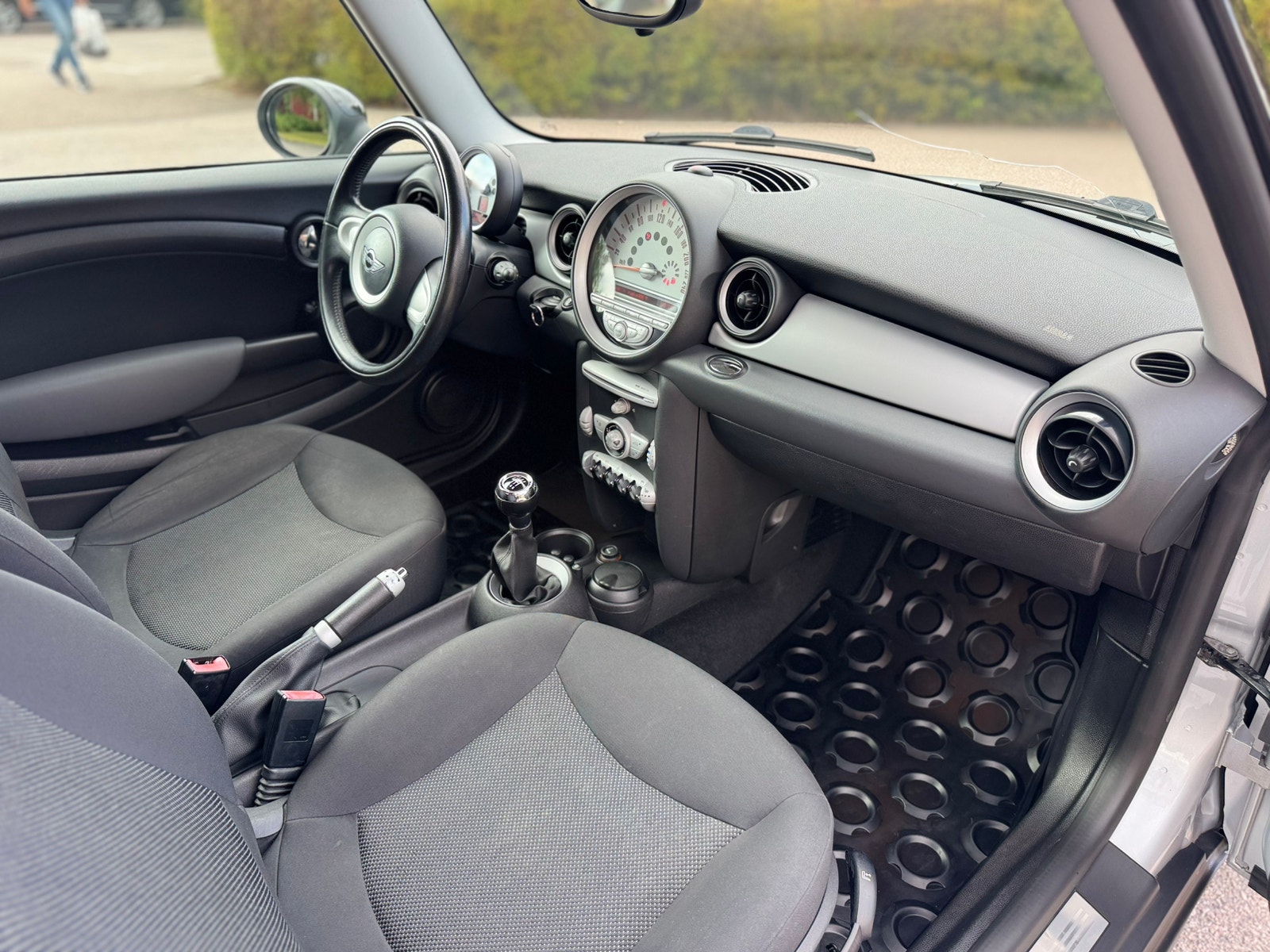 MINI Cooper Manual, 6-trins, 120ps, 2007