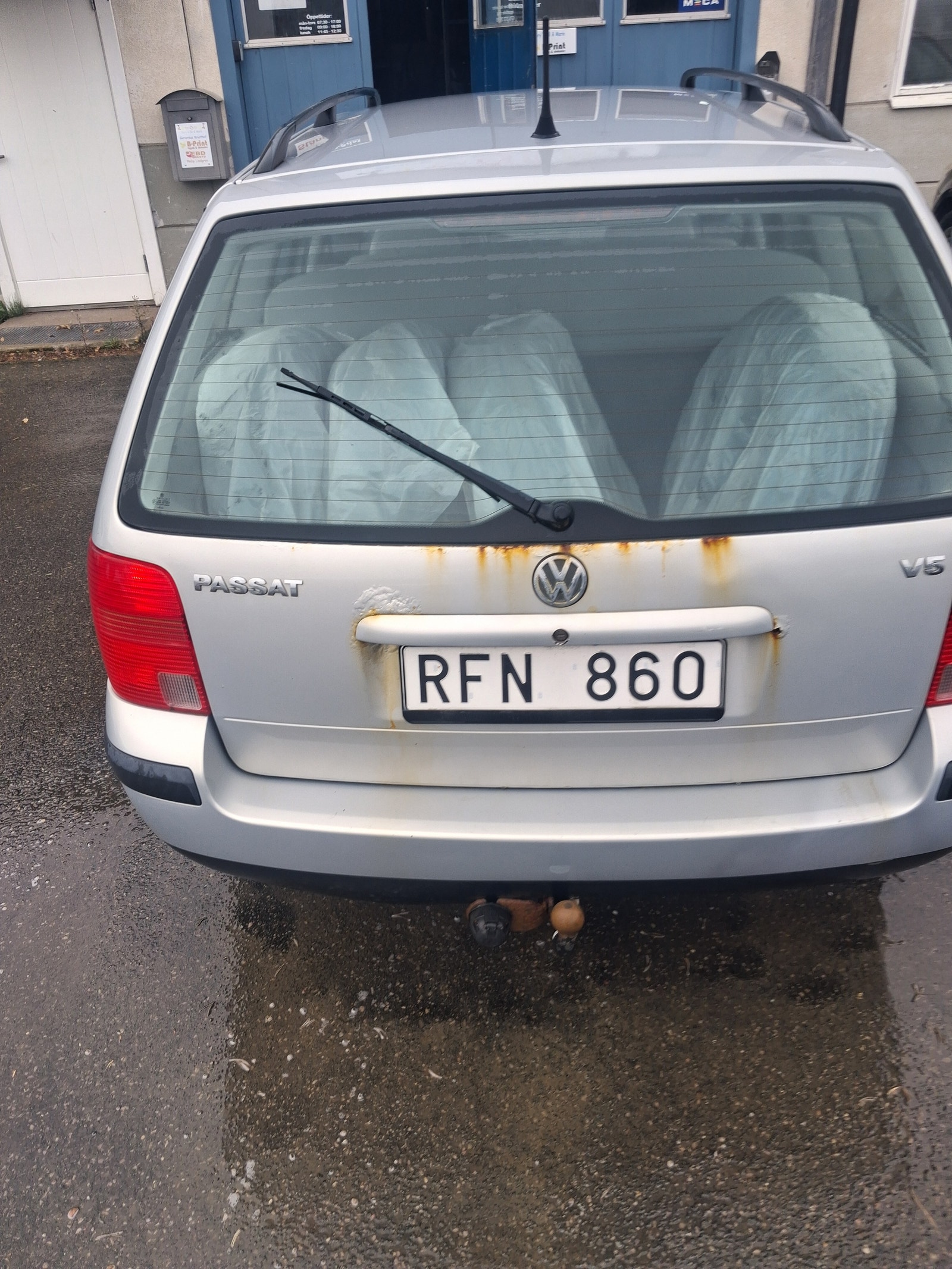 Volkswagen Passat Variant 2.3 V5 Manual, 150hp, 2000