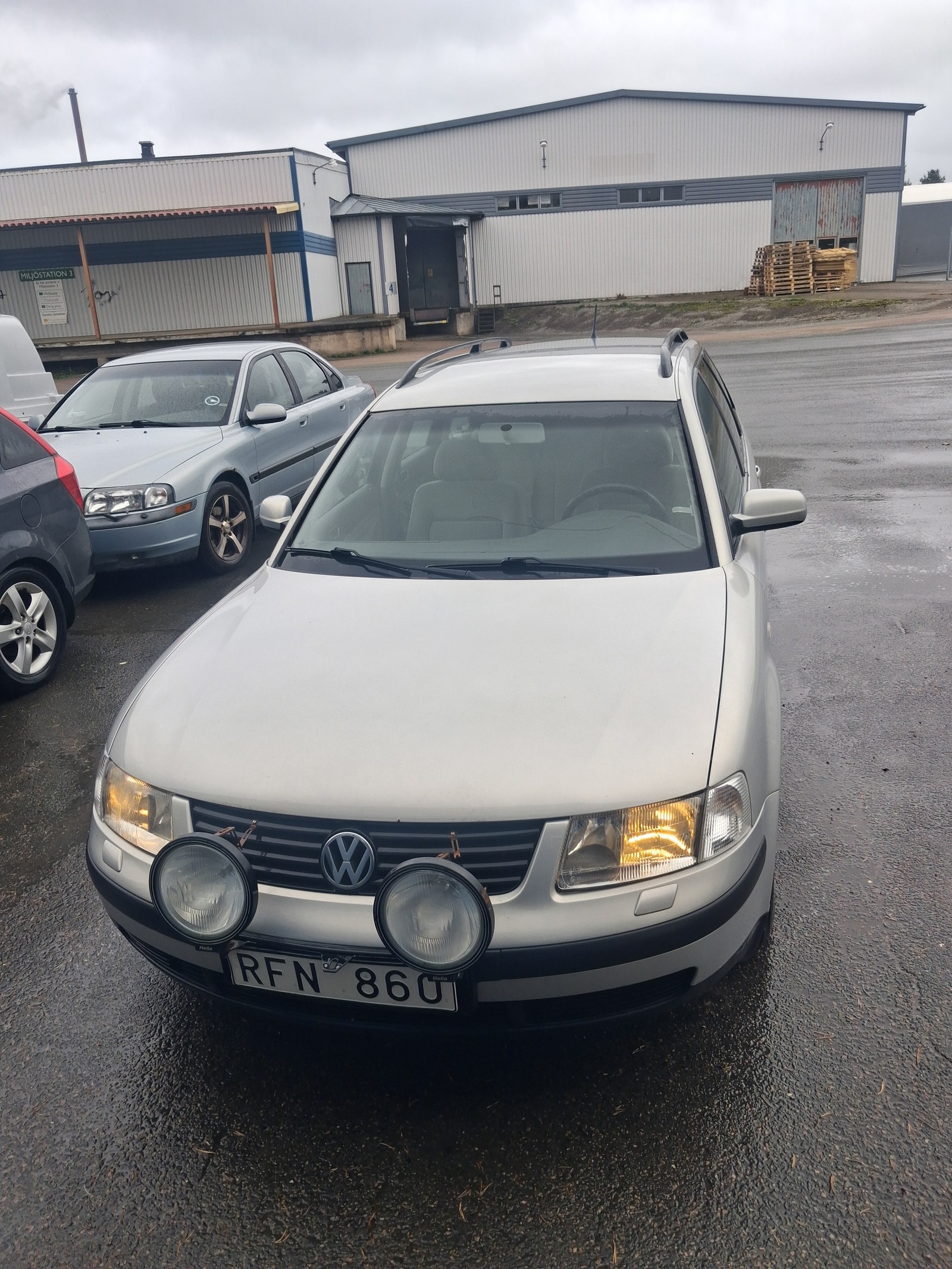 Volkswagen Passat Variant 2.3 V5 Manual, 150hp, 2000
