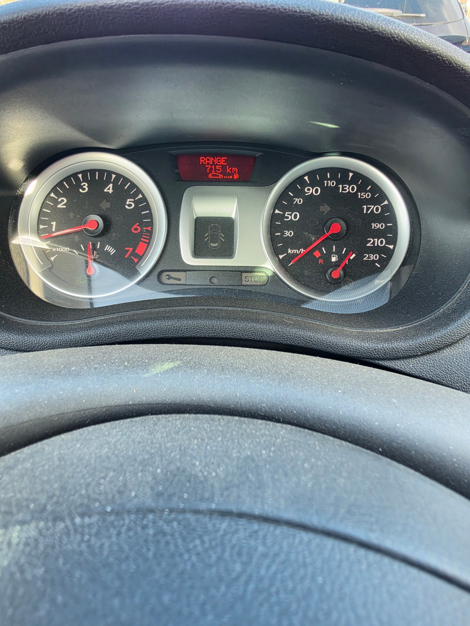 Renault Clio 5-door Hatchback 1.2 E85 Manual, 75hp, 2011
