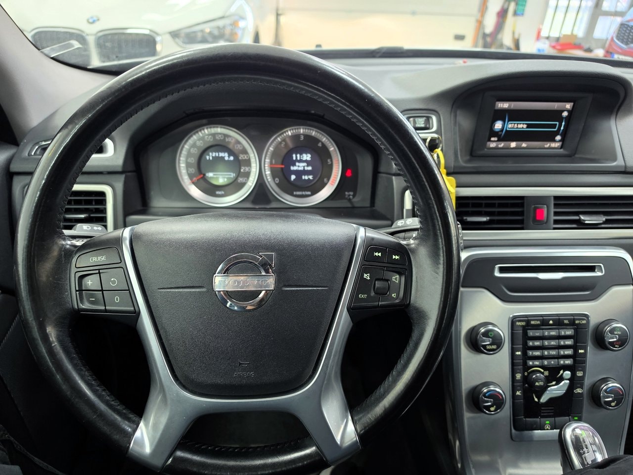 Volvo V70 D2 Powershift, 115hp, 2013