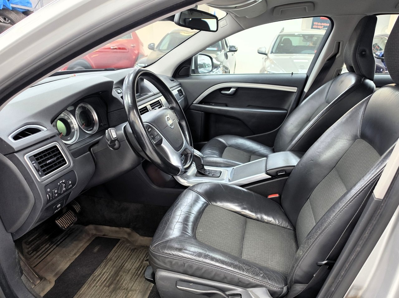 Volvo V70 D2 Powershift, 115hp, 2013