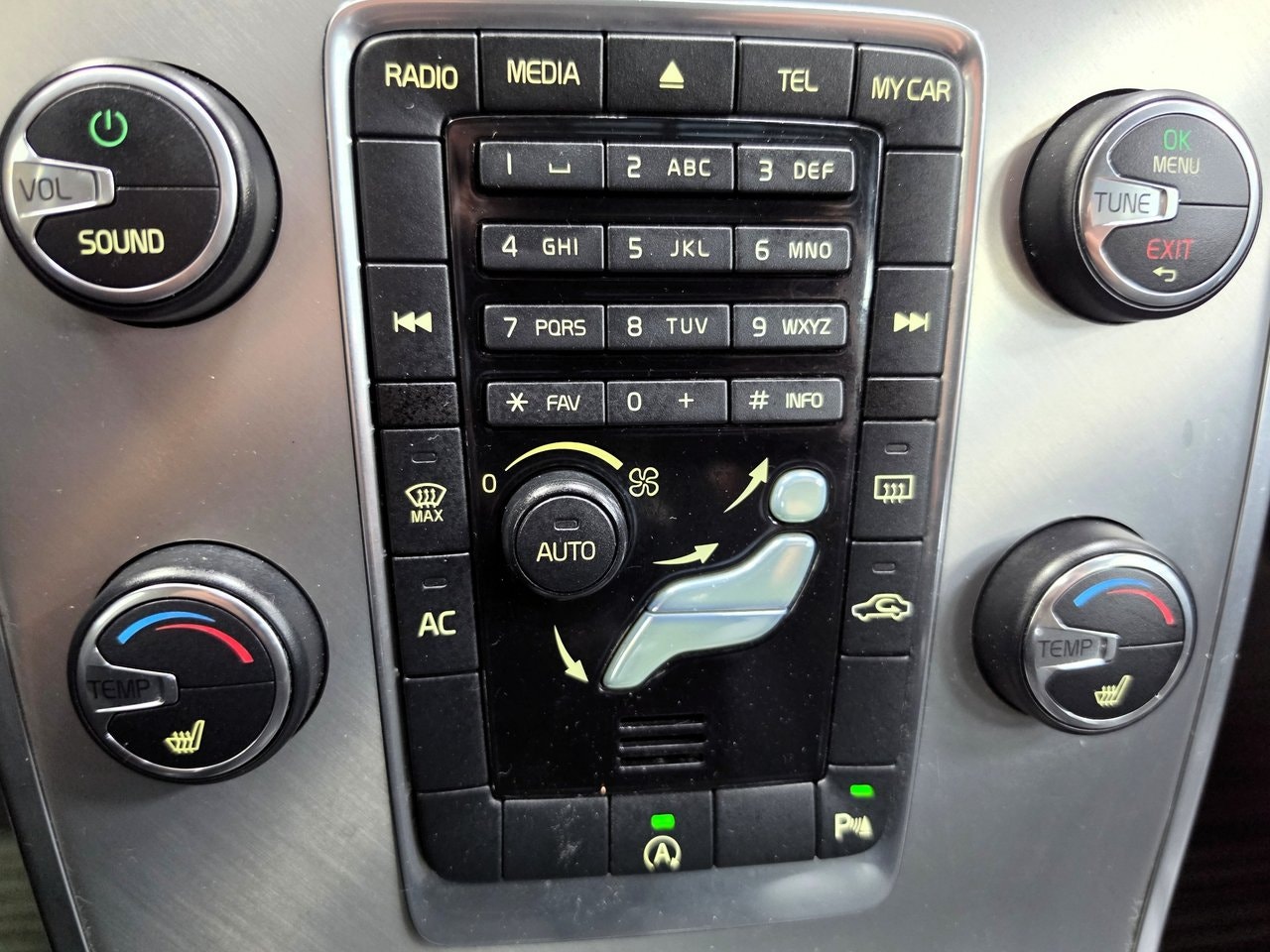 Volvo V70 D2 Powershift, 115hp, 2013