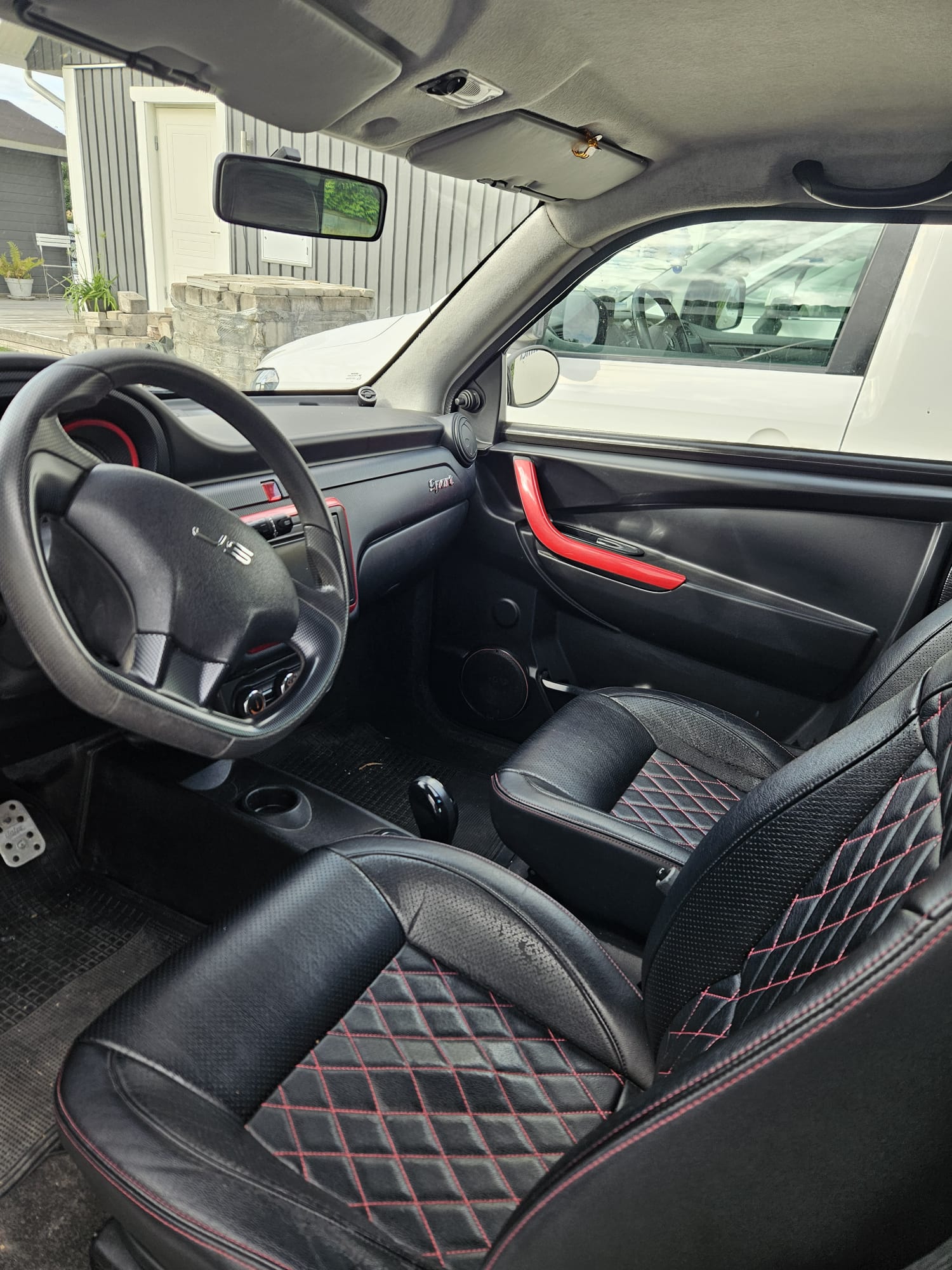 Ligier JS50L 0.5 DCI CVT, 5ps, 2017