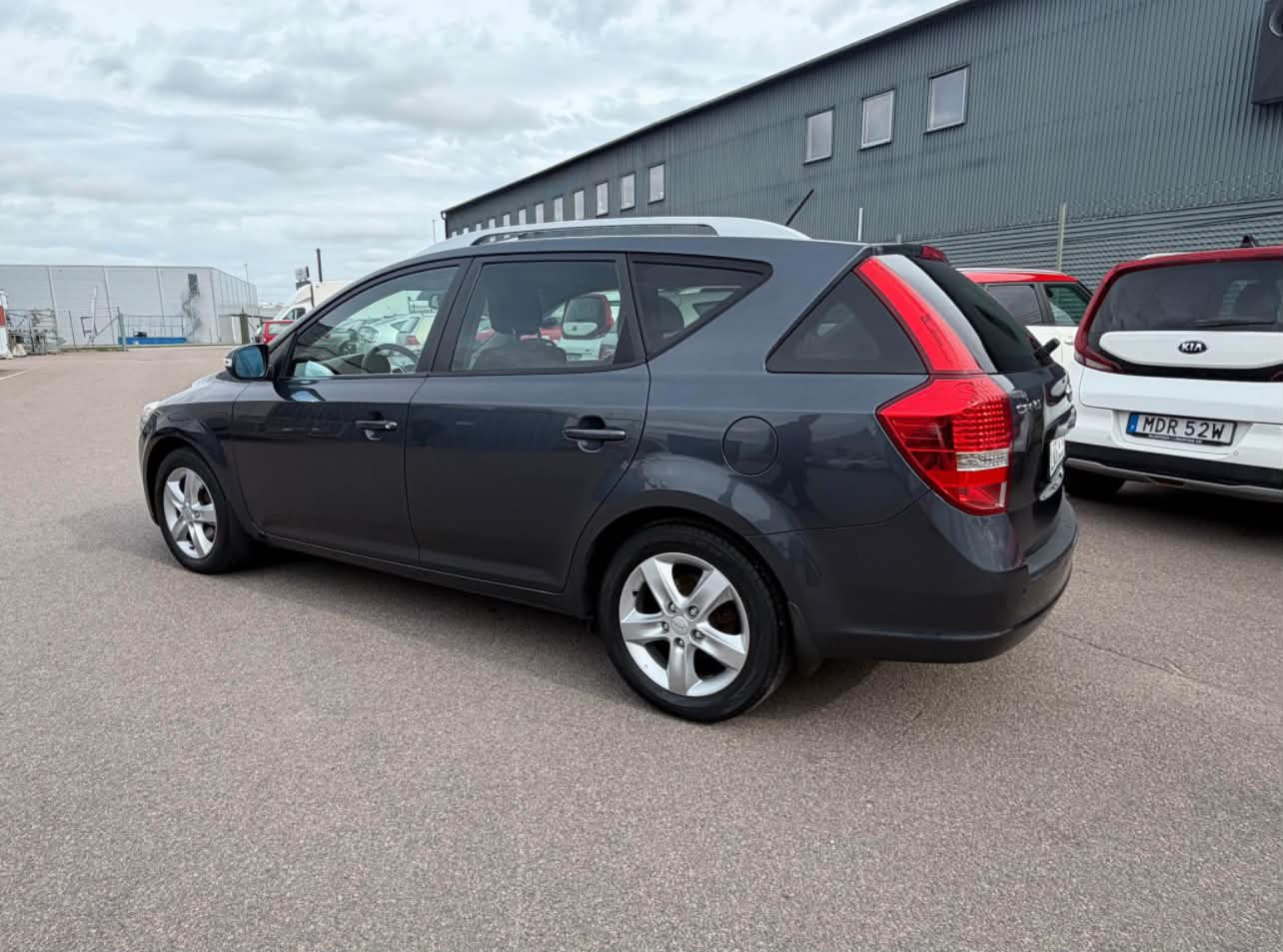 Kia cee'd_sw 1.6 CRDi Automatic, 128hp, 2012