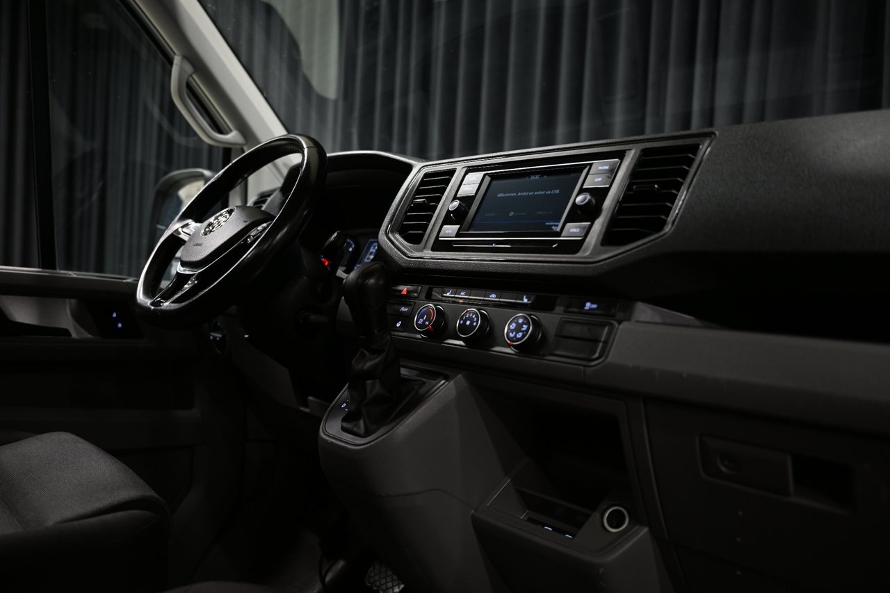 Volkswagen Crafter Chassi 35 2.0 TDI Automatic, 140hp, 2022