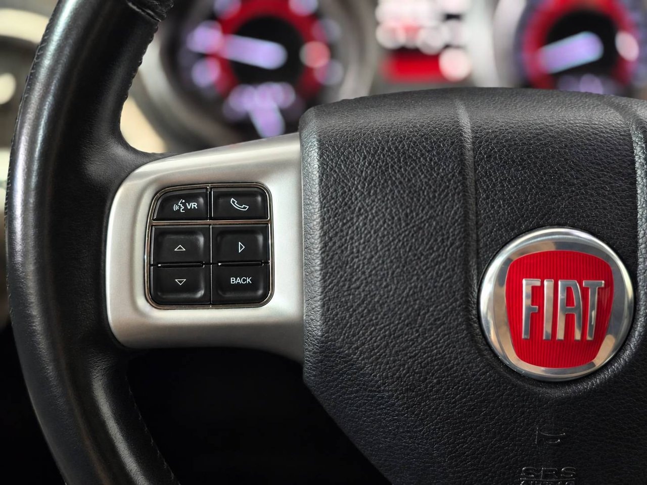 Fiat Freemont 2.0 Multijet AWD | 170 ch | BVA | 7 places | Cuir | GPS | Caméra de recul | Accès sans clé | Attelage