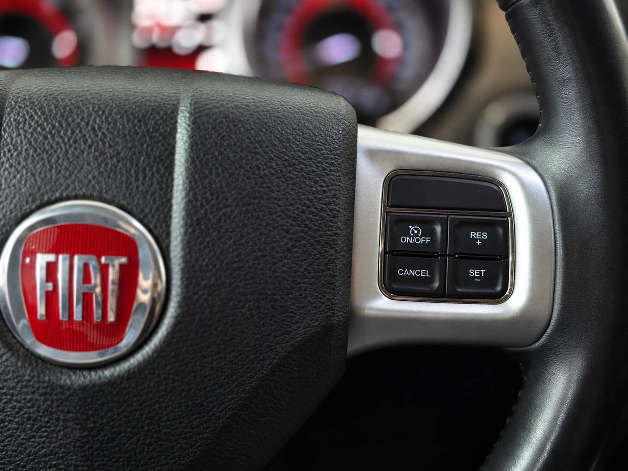 Fiat Freemont 2.0 Multijet AWD | 170 ch | BVA | 7 places | Cuir | GPS | Caméra de recul | Accès sans clé | Attelage