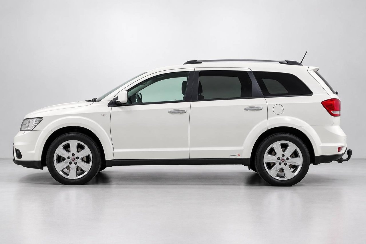Fiat Freemont 2.0 Multijet AWD | 170 ch | BVA | 7 places | Cuir | GPS | Caméra de recul | Accès sans clé | Attelage