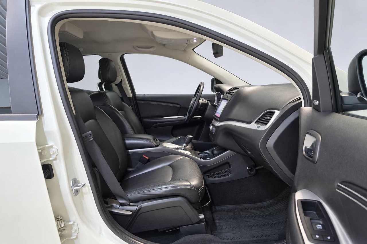 Fiat Freemont 2.0 Multijet AWD | 170 ch | BVA | 7 places | Cuir | GPS | Caméra de recul | Accès sans clé | Attelage