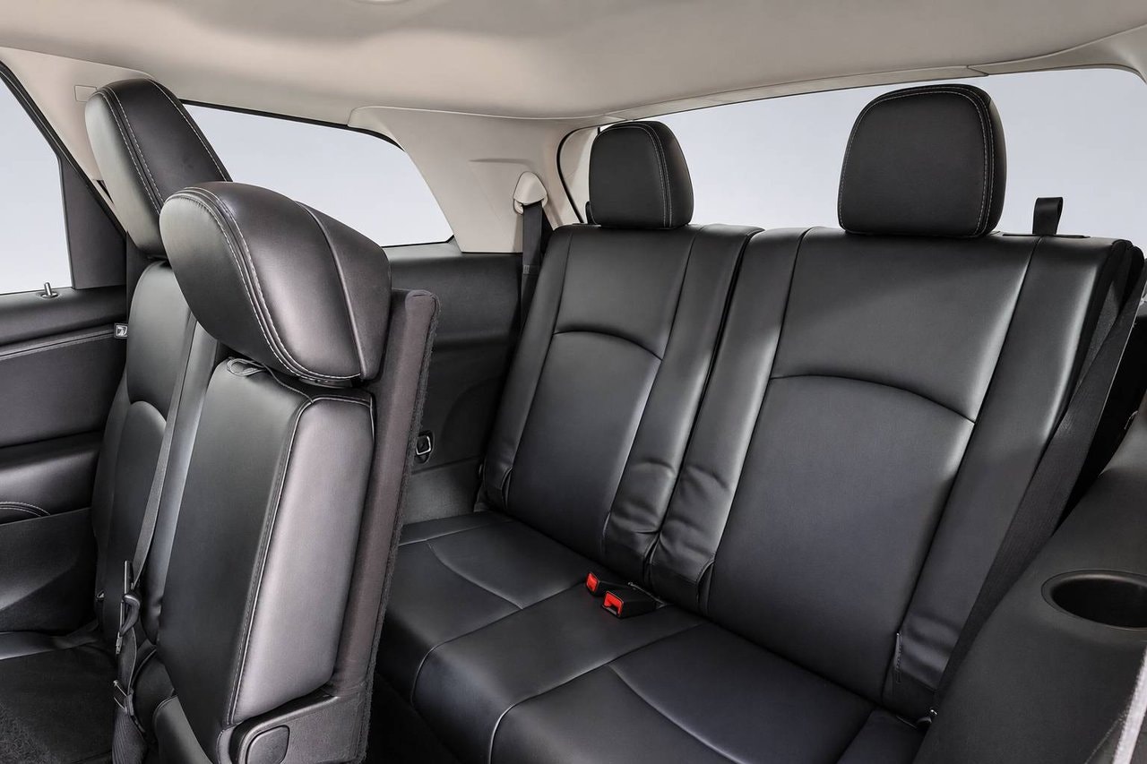 Fiat Freemont 2.0 Multijet AWD | 170 ch | BVA | 7 places | Cuir | GPS | Caméra de recul | Accès sans clé | Attelage