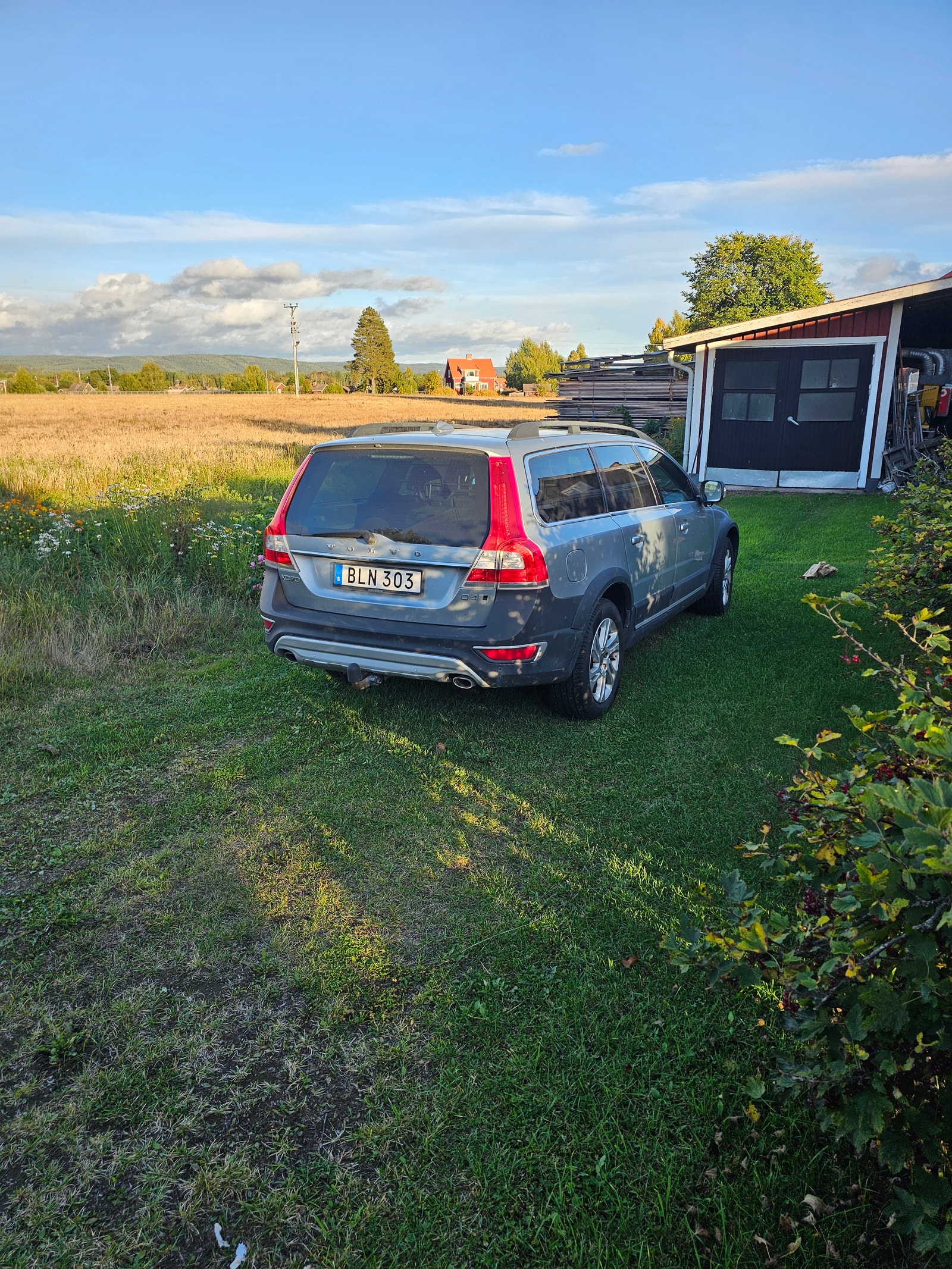 Volvo XC70 D4 AWD Manual, 181hp, 2016