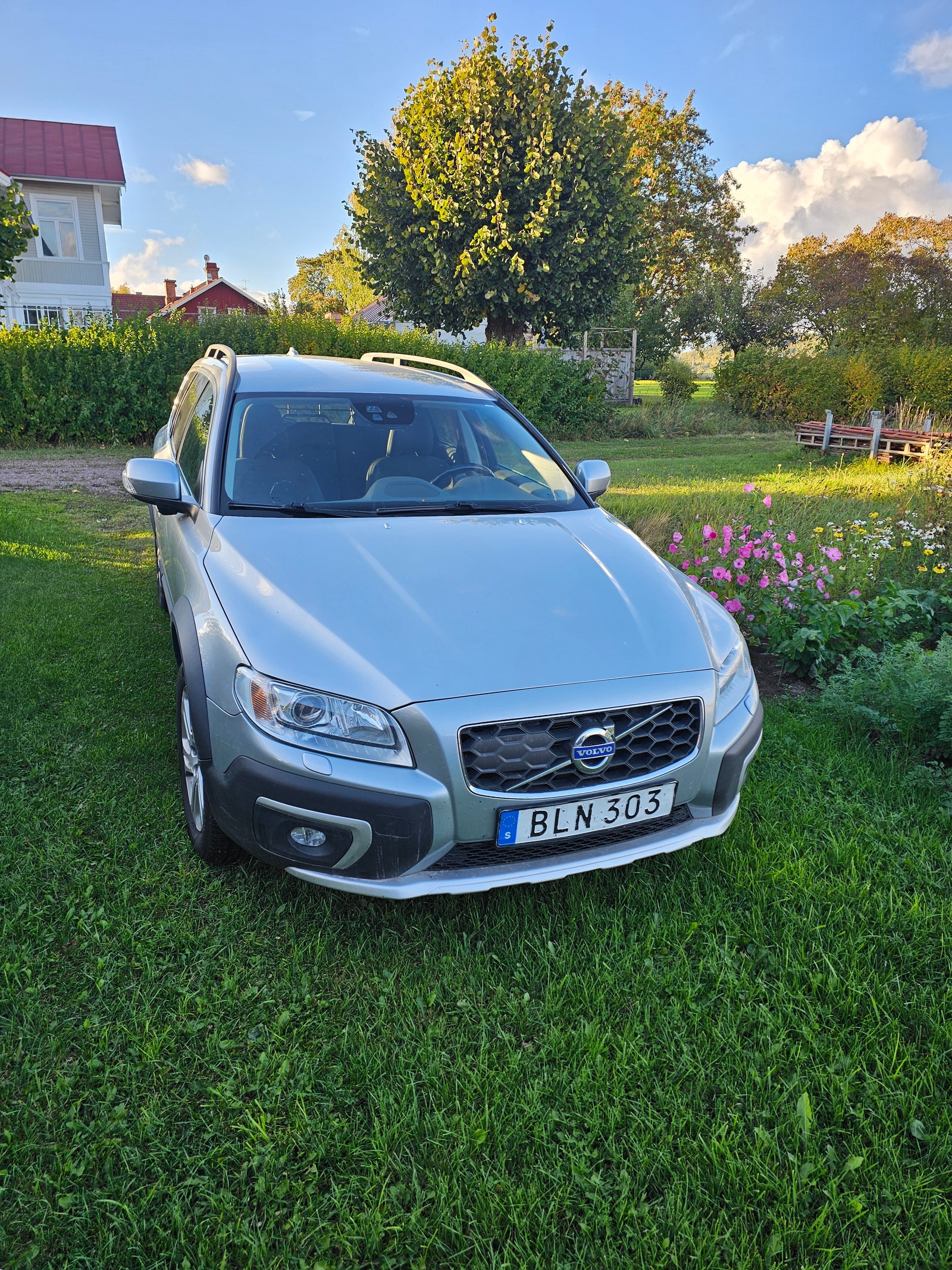Volvo XC70 D4 AWD Manual, 181hp, 2016