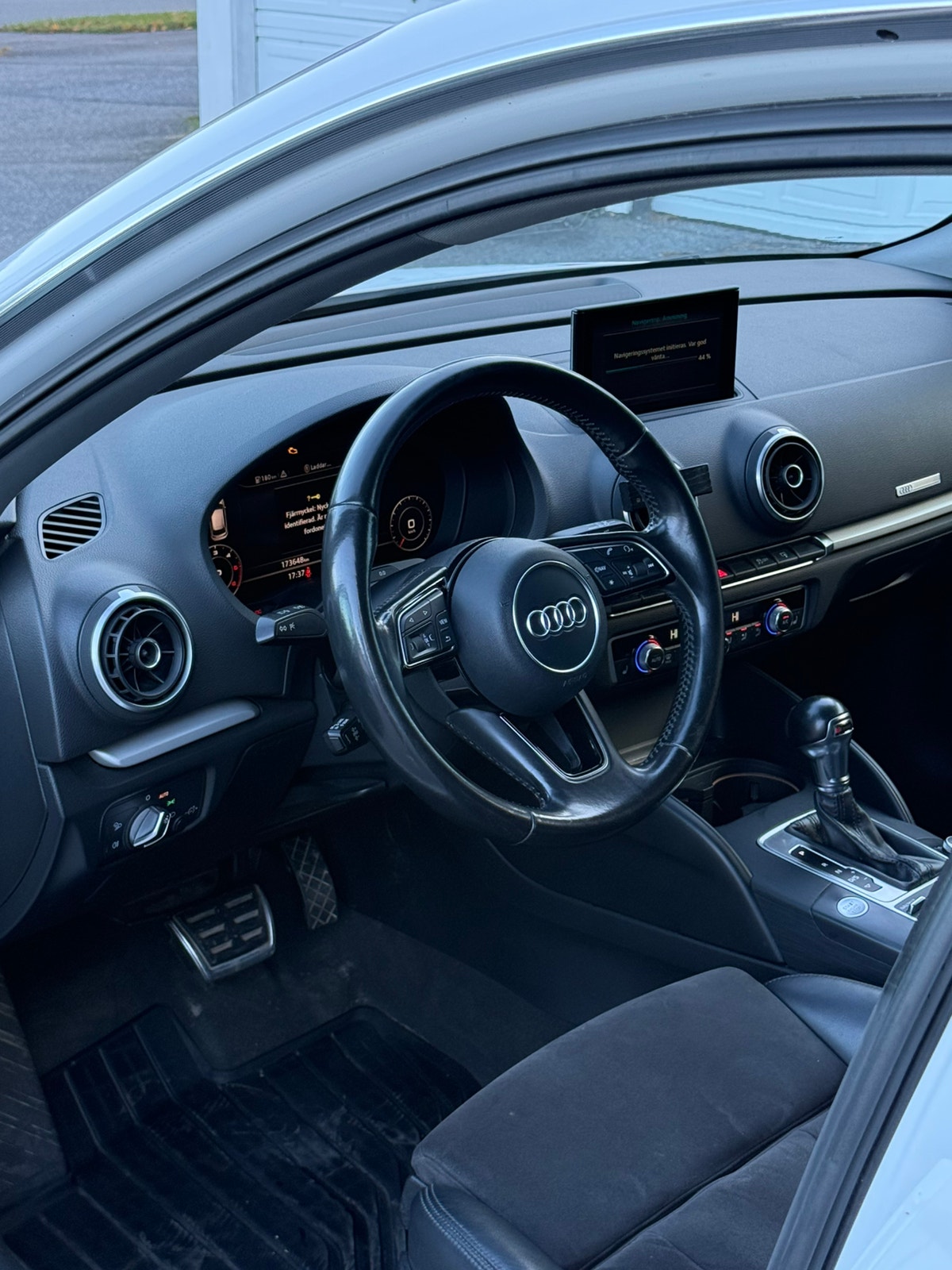 Audi A3 Sportback 2.0 TDI S Tronic, 6-trins, 150ps, 2017