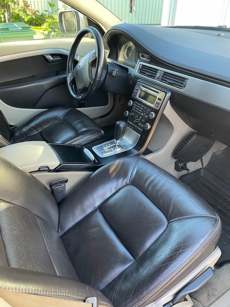 Volvo XC70 D5 AWD Geartronic, 6-trins, 185ps, 2008