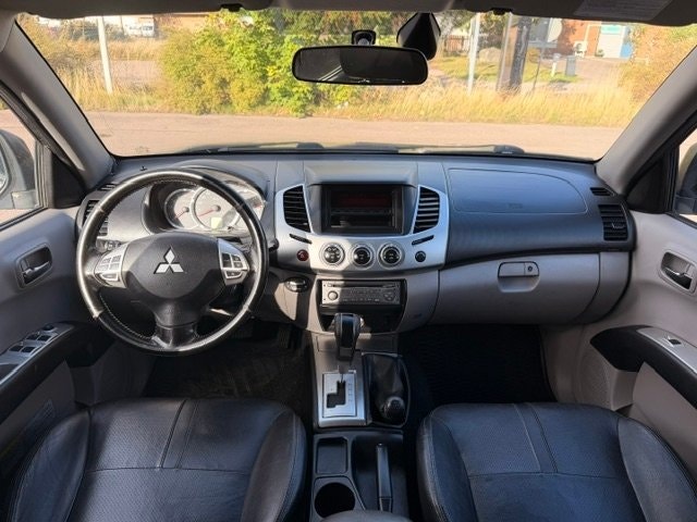 Mitsubishi L200 2.5 DI-D Double Cab | 178 ch | BVA | Chauffage stationnaire | Attelage | Climatisation | Antibrouillards