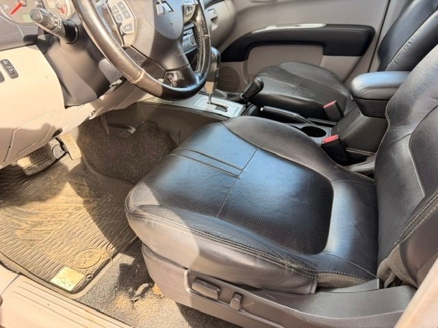 Mitsubishi L200 2.5 DI-D Double Cab | 178 ch | BVA | Chauffage stationnaire | Attelage | Climatisation | Antibrouillards