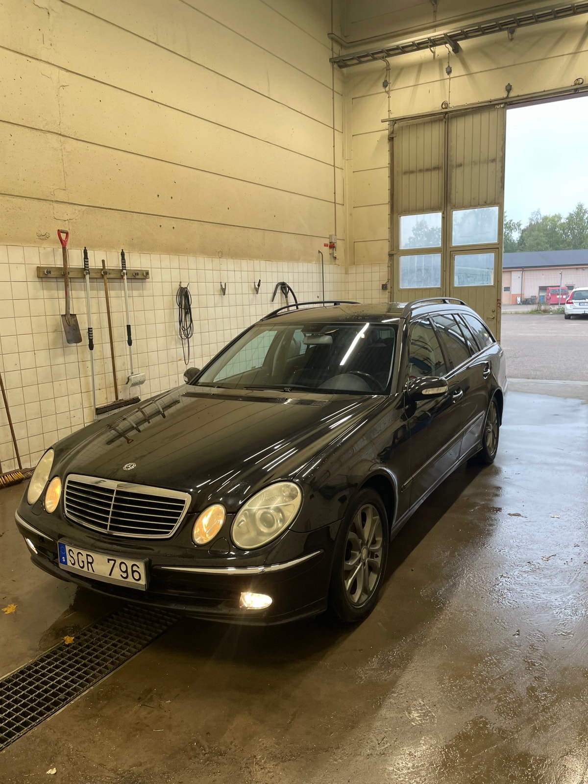 Mercedes-Benz E 200 T Kompressor Manual, 6-trins, 163ps, 2005