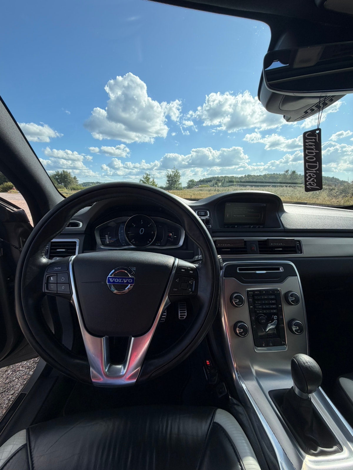 Volvo V70 D5 Manual, 215hp, 2014