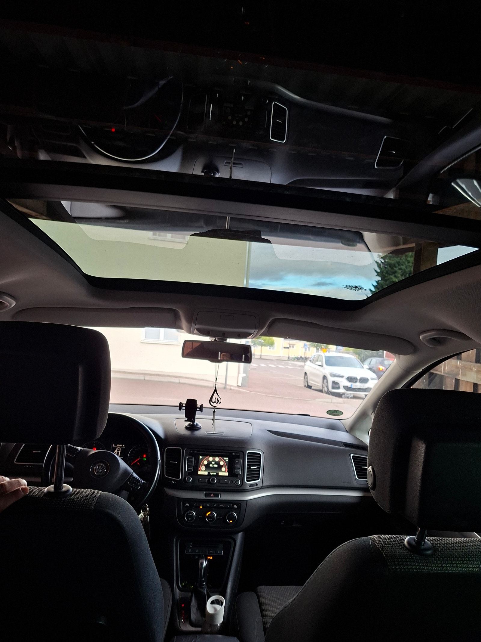 Volkswagen Sharan 7-seater 2.0 TDI DPF BMT DSG Sekventiell, 140hk, 2013