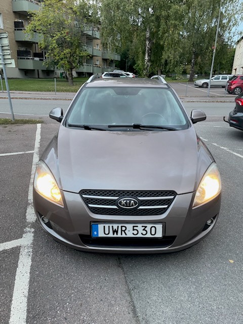 Kia cee'd_sw 1.6 CRDi Automatic, 4-trinn, 115hk, 2008