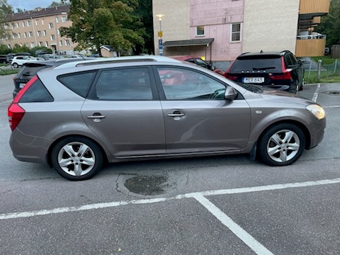 Kia cee'd_sw 1.6 CRDi Automatic, 4-trinn, 115hk, 2008