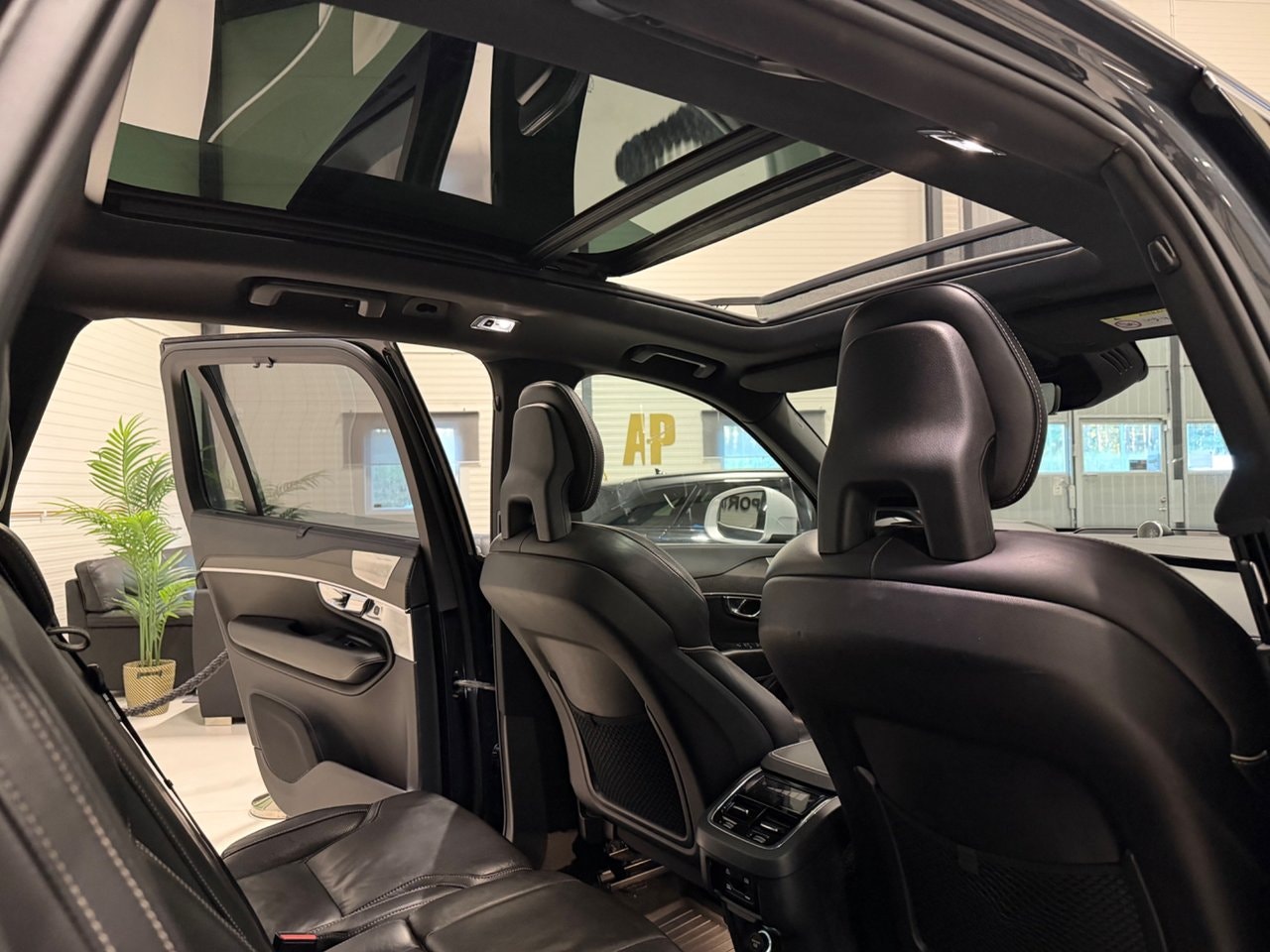 Volvo XC90 7-seater D5 Polestar Optimisation AWD Geartronic, 8-trins, 233ps, 2016