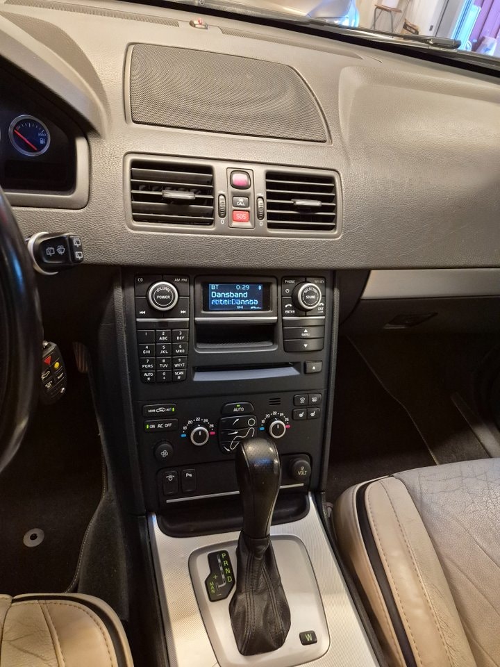 Volvo XC90 7-seater D5 AWD Geartronic, 6-trins, 200ps, 2014