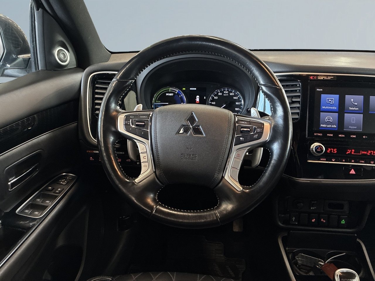 Mitsubishi Outlander PHEV CVT, 224hp, 2020
