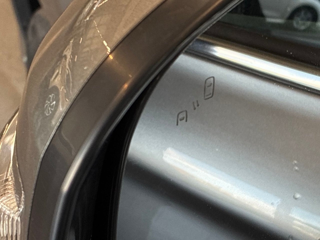 Mitsubishi Outlander PHEV CVT, 224hp, 2020