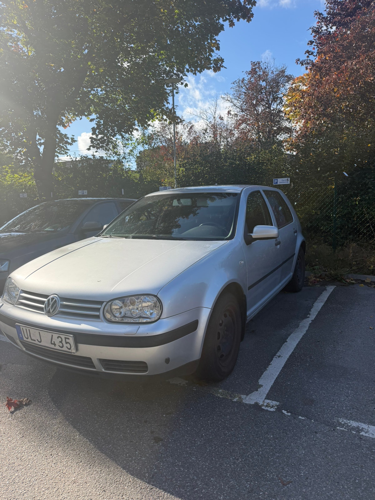 Volkswagen Golf 5-door 1.6 Manual, 105hp, 2004