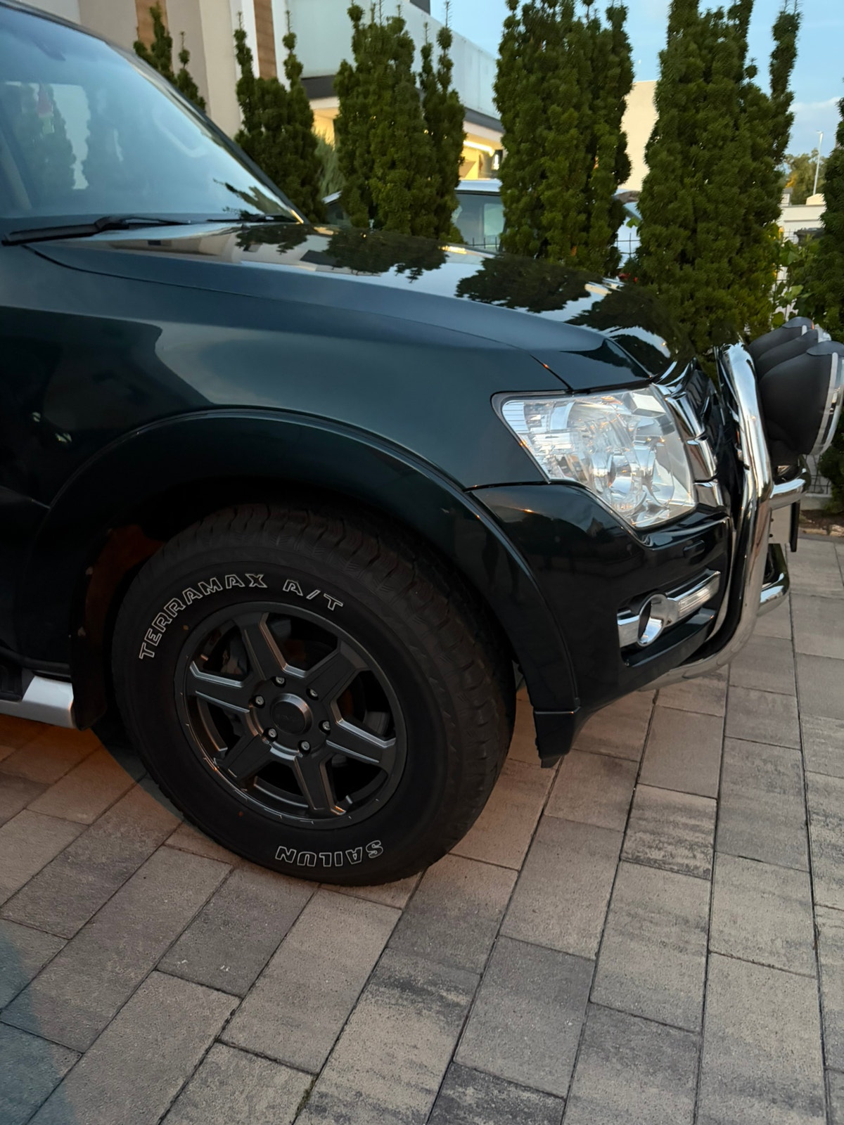 Mitsubishi Pajero 5-door 3.2 Di-D 4WD Automatic, 190hp, 2016