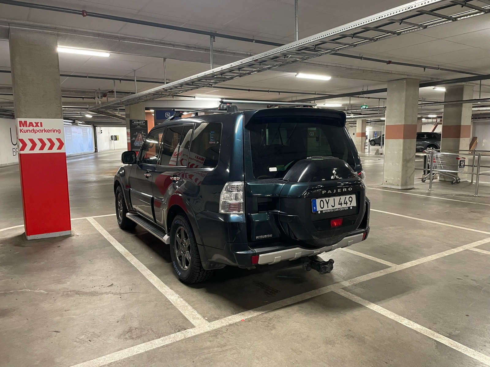 Mitsubishi Pajero 5-door 3.2 Di-D 4WD Automatic, 190hp, 2016