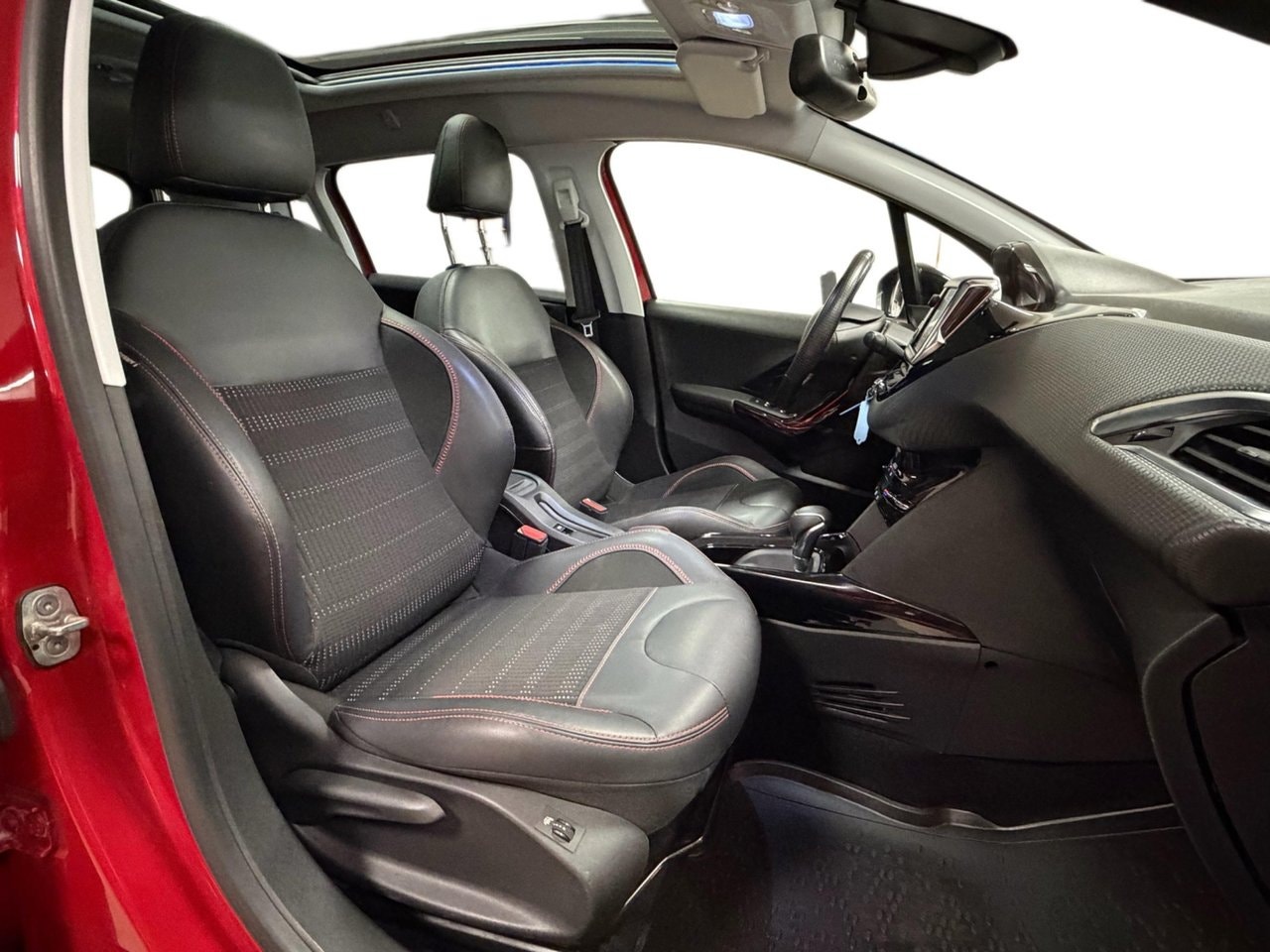 Peugeot 2008 1.2 PureTech 130 EAT, 131hp, 2019