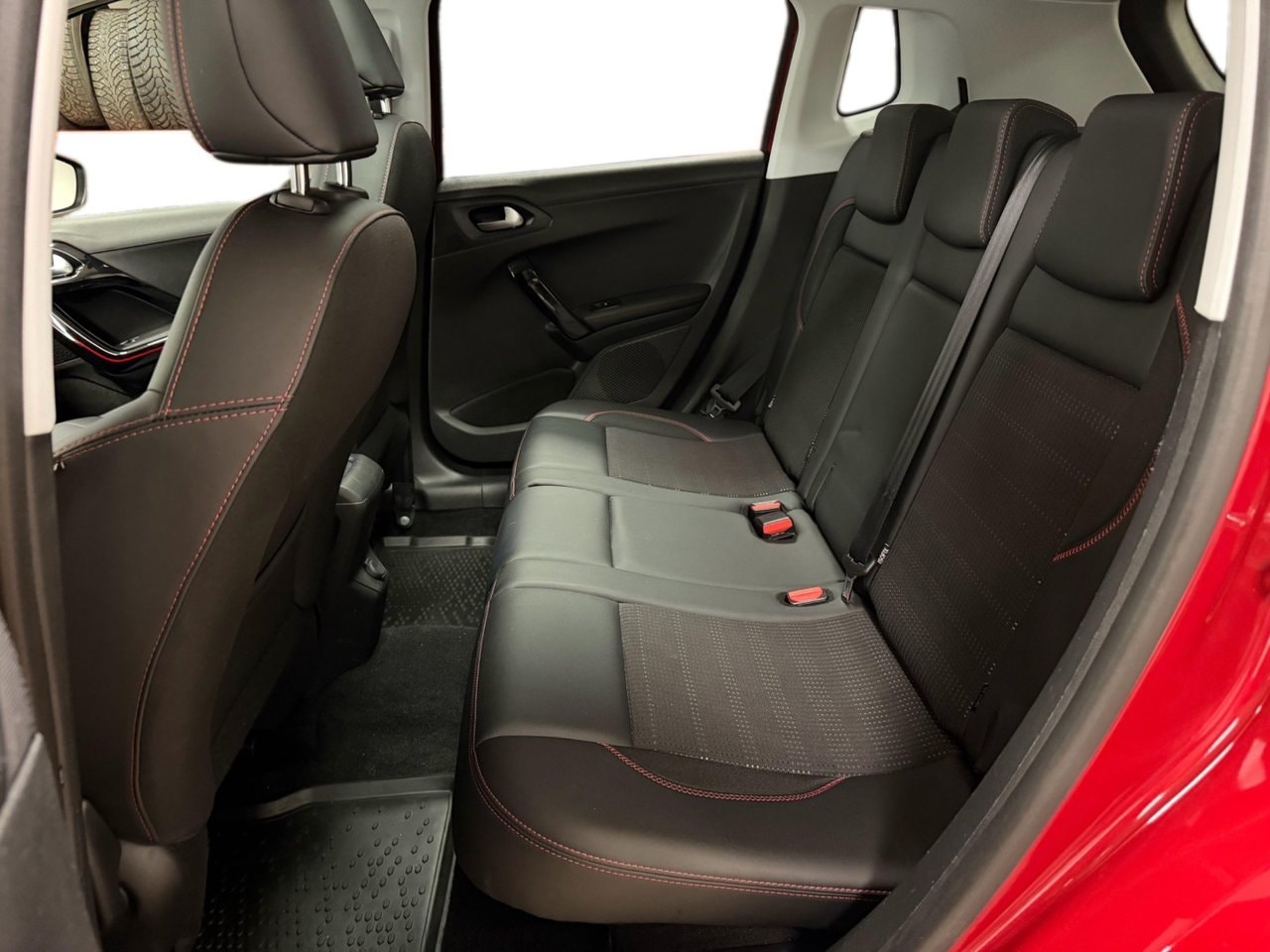 Peugeot 2008 1.2 PureTech 130 EAT, 131hp, 2019