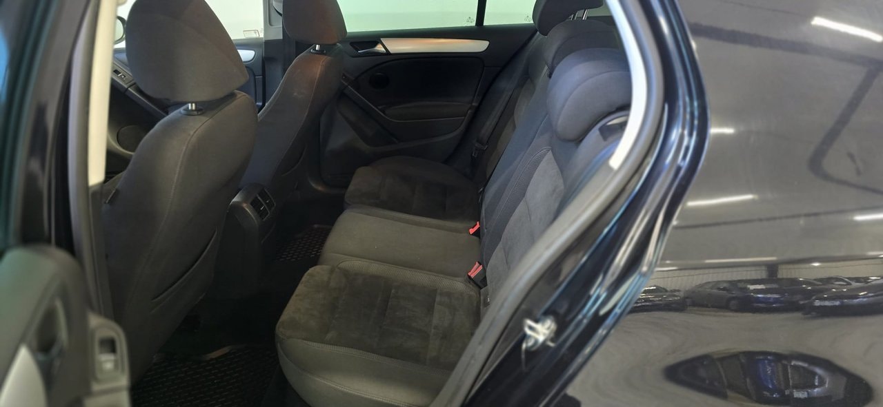 Volkswagen Golf 5-door 1.8 TSI Manual, 160hp, 2010