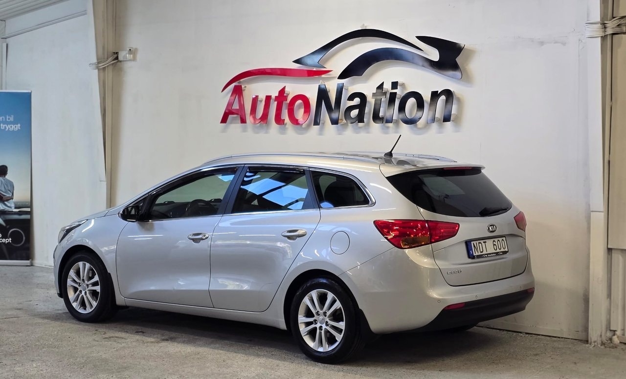 Kia cee'd_sw 1.6 GDI Manual, 135hp, 2013
