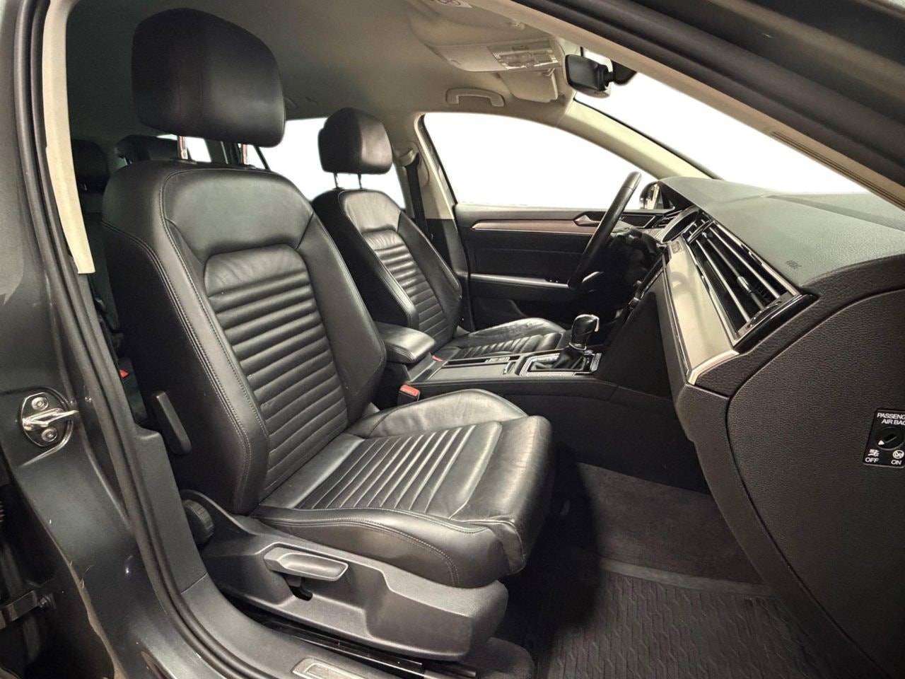 Volkswagen Passat Variant 2.0 TDI DPF SCR BMT 4Motion DSG Sequential, 190hp, 2016