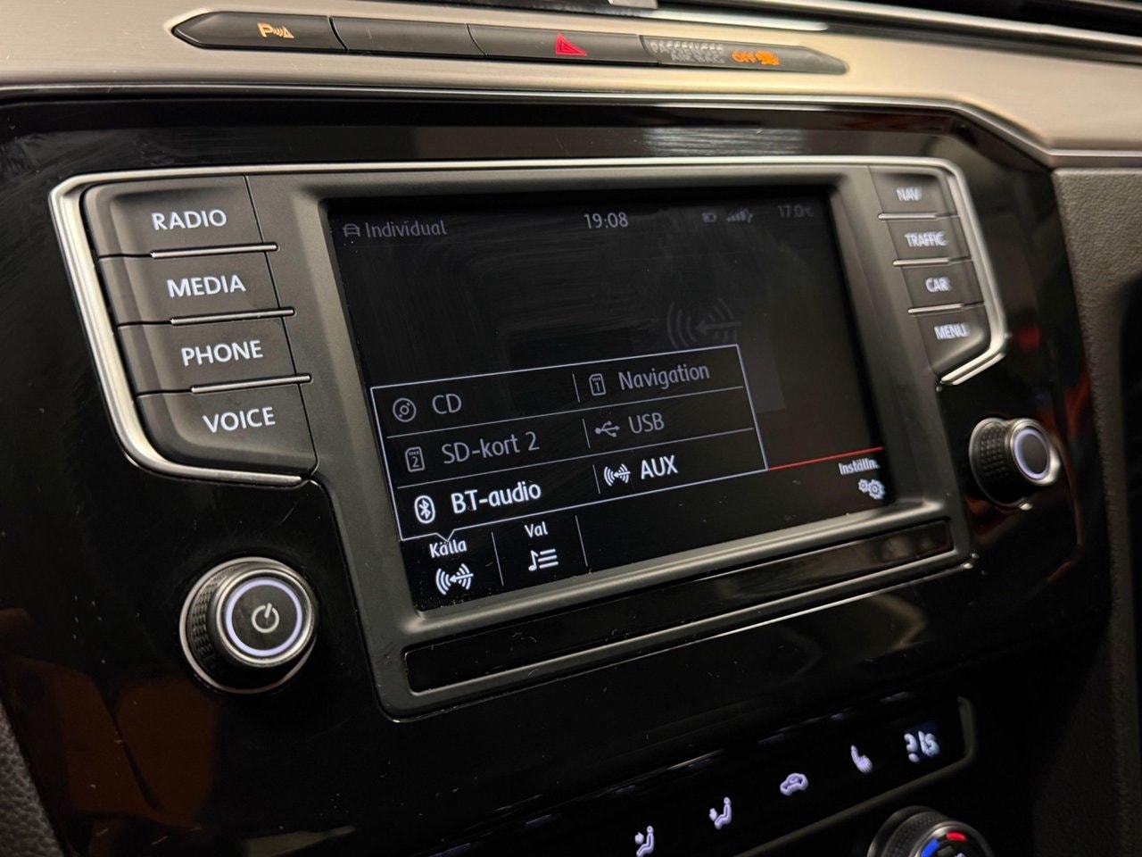 Volkswagen Passat Variant 2.0 TDI DPF SCR BMT 4Motion DSG Sequential, 190hp, 2016