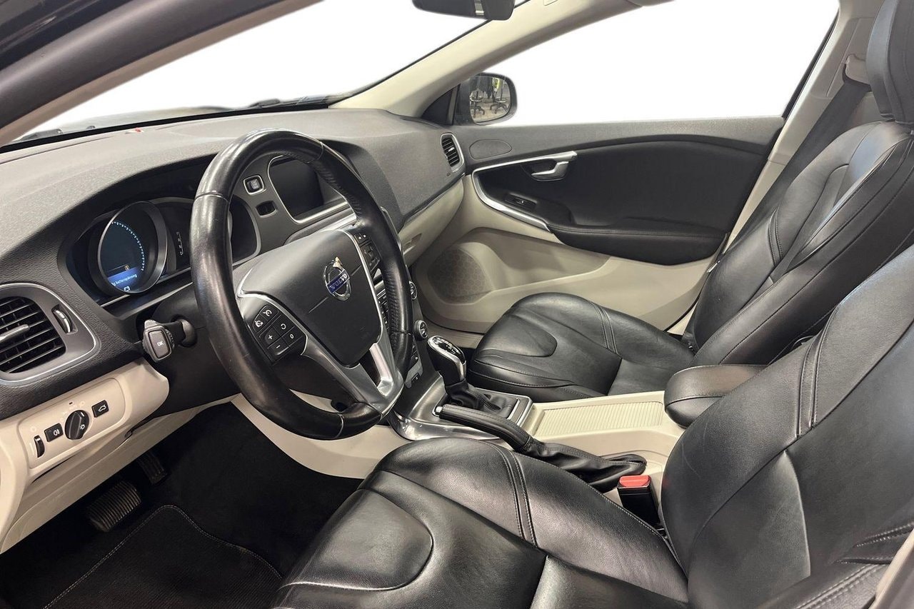 Volvo V40 D3 Geartronic, 150hp, 2016