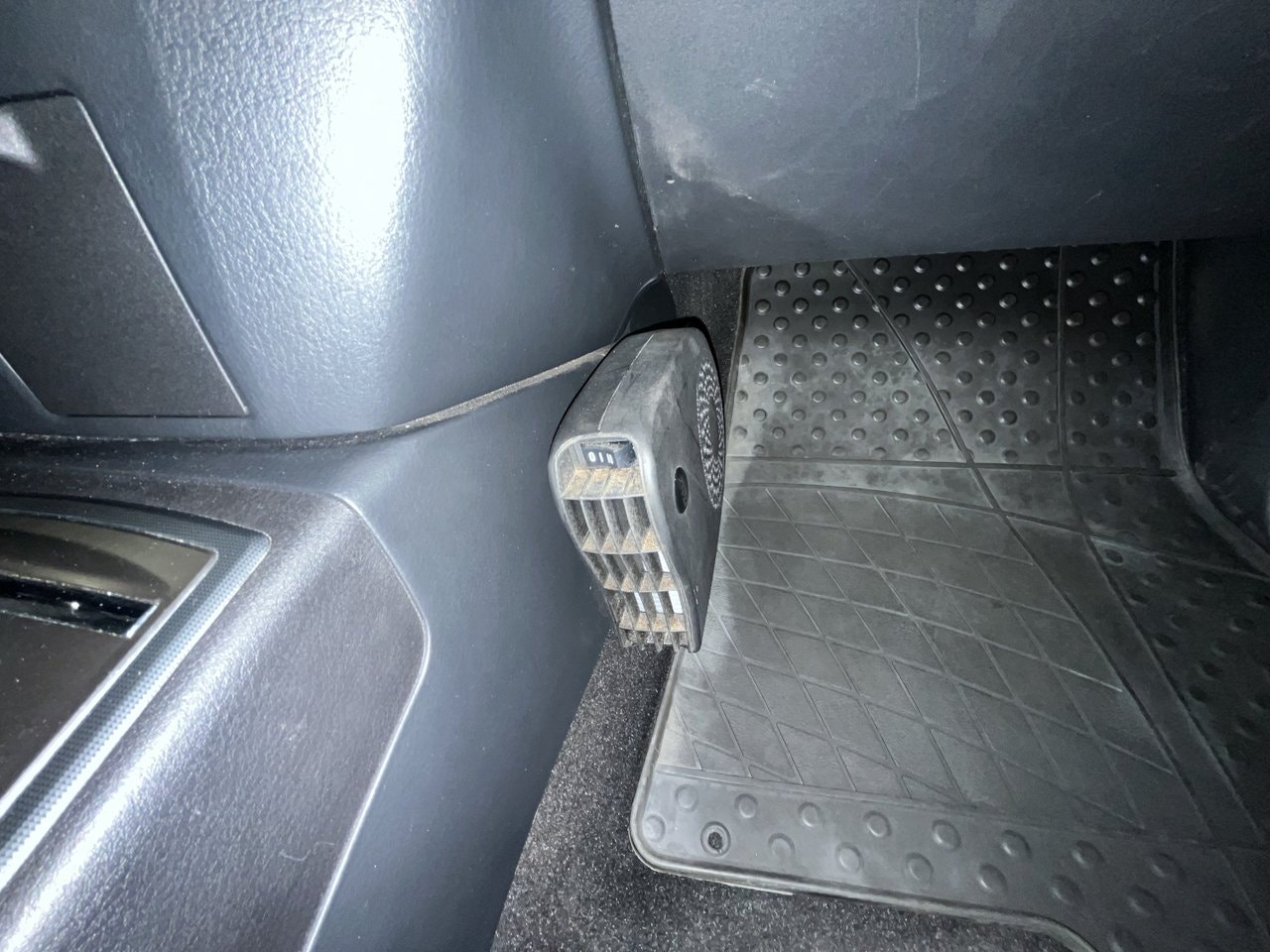 Mitsubishi Pajero 3.2 DI-D Business | 200 ch | BVA | 7 places | Cuir | GPS | Caméra de recul | Attelage