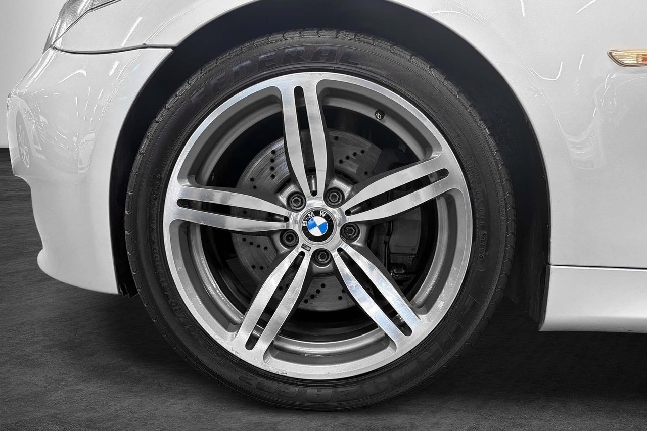 BMW M5 Sedan Automatic, 507hp, 2006