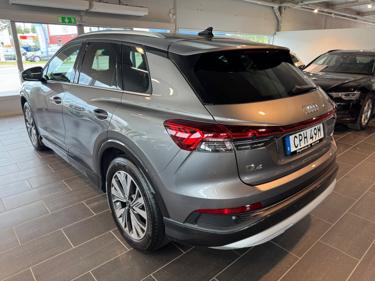 Audi Q4 e-tron, miniatyrbild 4