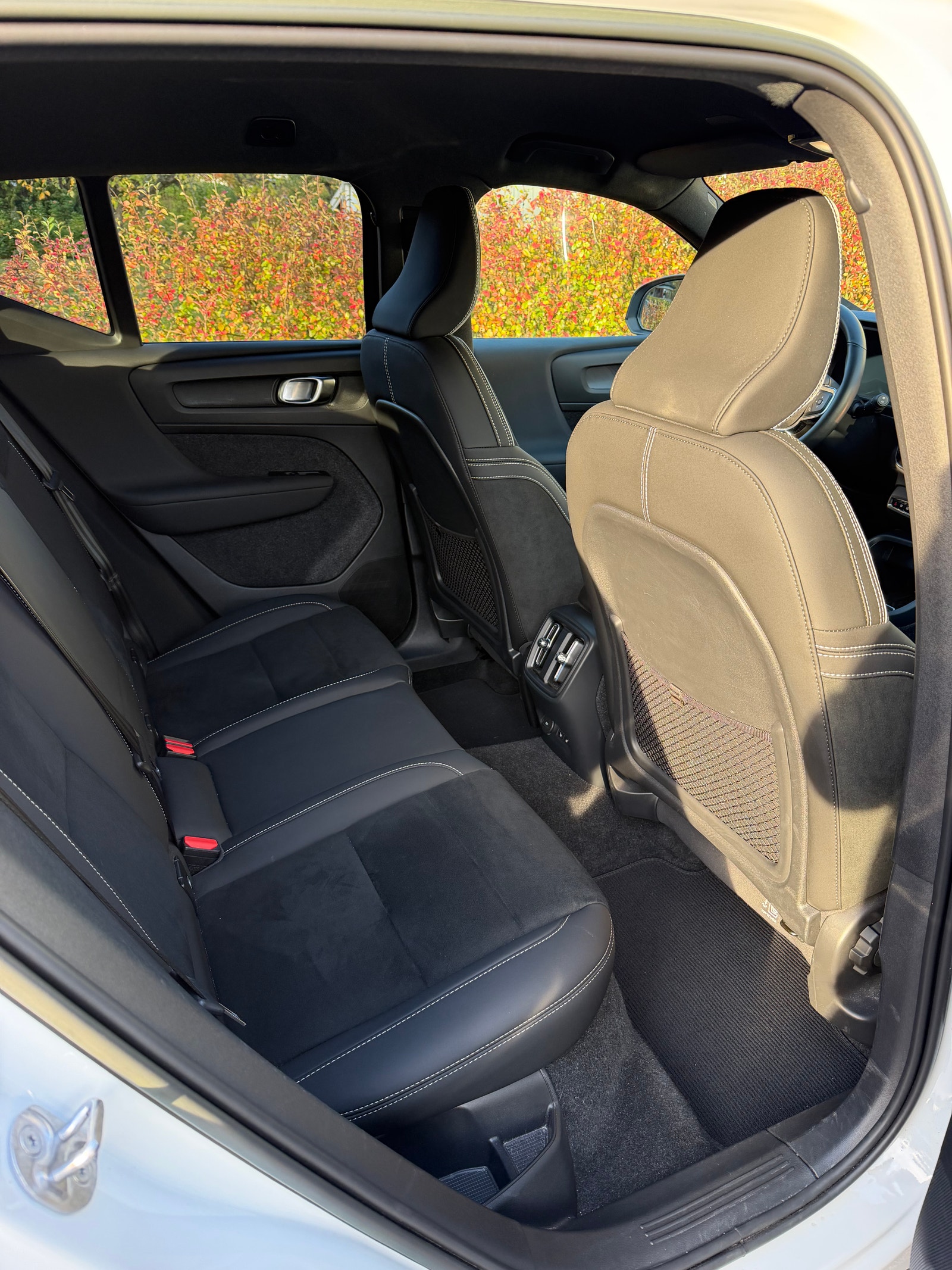 Volvo XC40 Recharge, 231ps, 2023