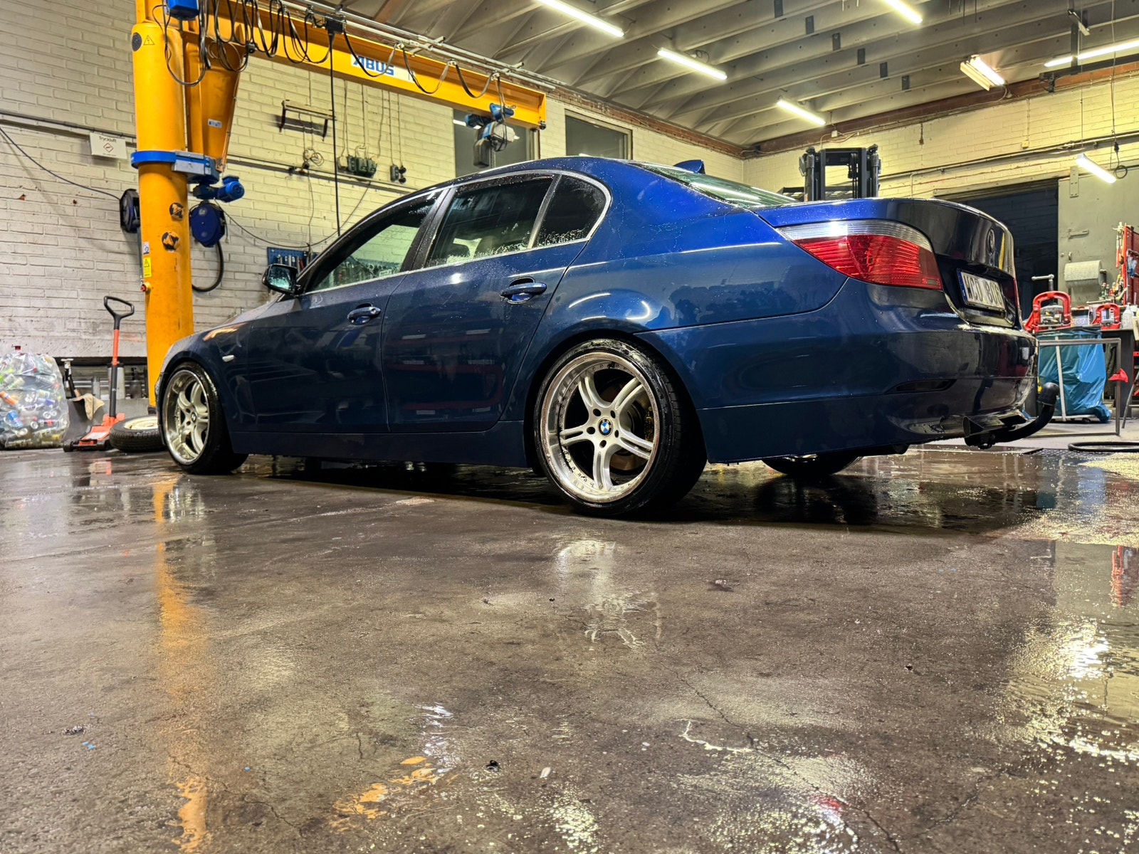 BMW 525i Sedan Automatic, 192hp, 2004